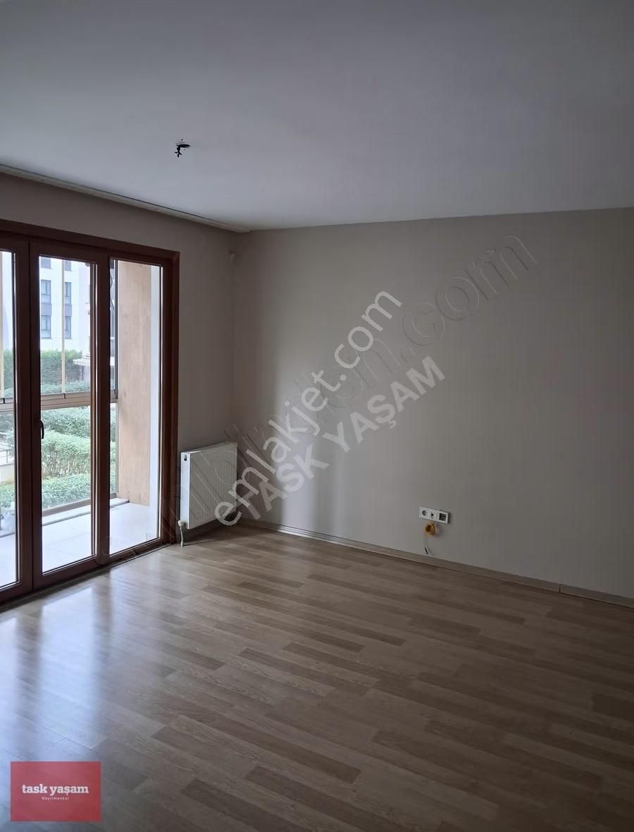 Tuzla Merkez Sahile 10 Dk | Havuzlu Güvenlikli 2+1 - Görsel 8