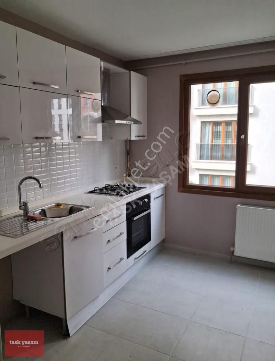 Tuzla Merkez Sahile 10 Dk | Havuzlu Güvenlikli 2+1 - Görsel 33