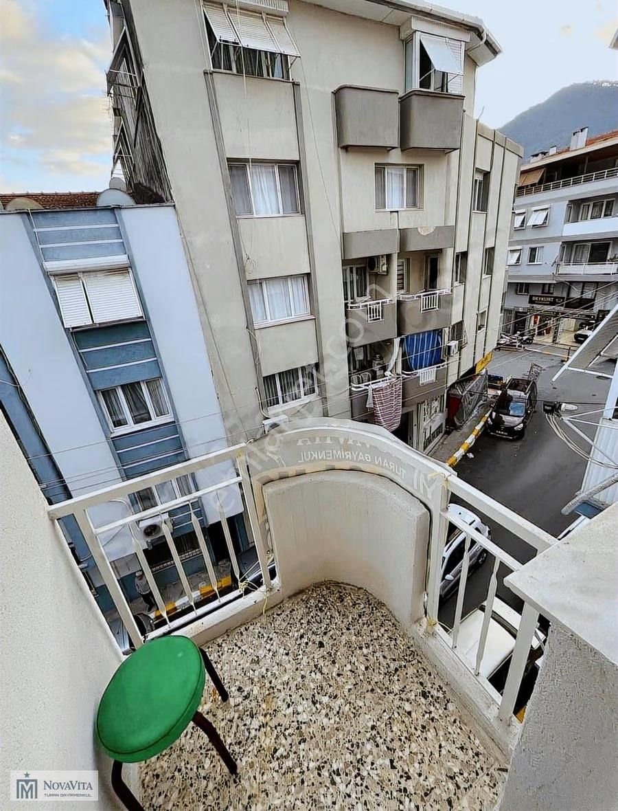 Balçova Şükrü Kanatlı Sokak Kiralık 3+1 Daire - Görsel 24