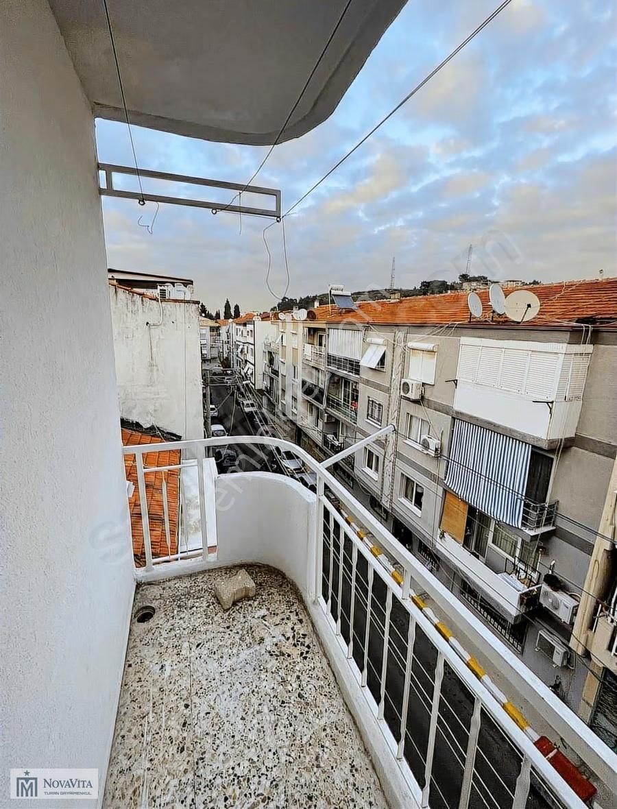 Balçova Şükrü Kanatlı Sokak Kiralık 3+1 Daire - Görsel 23