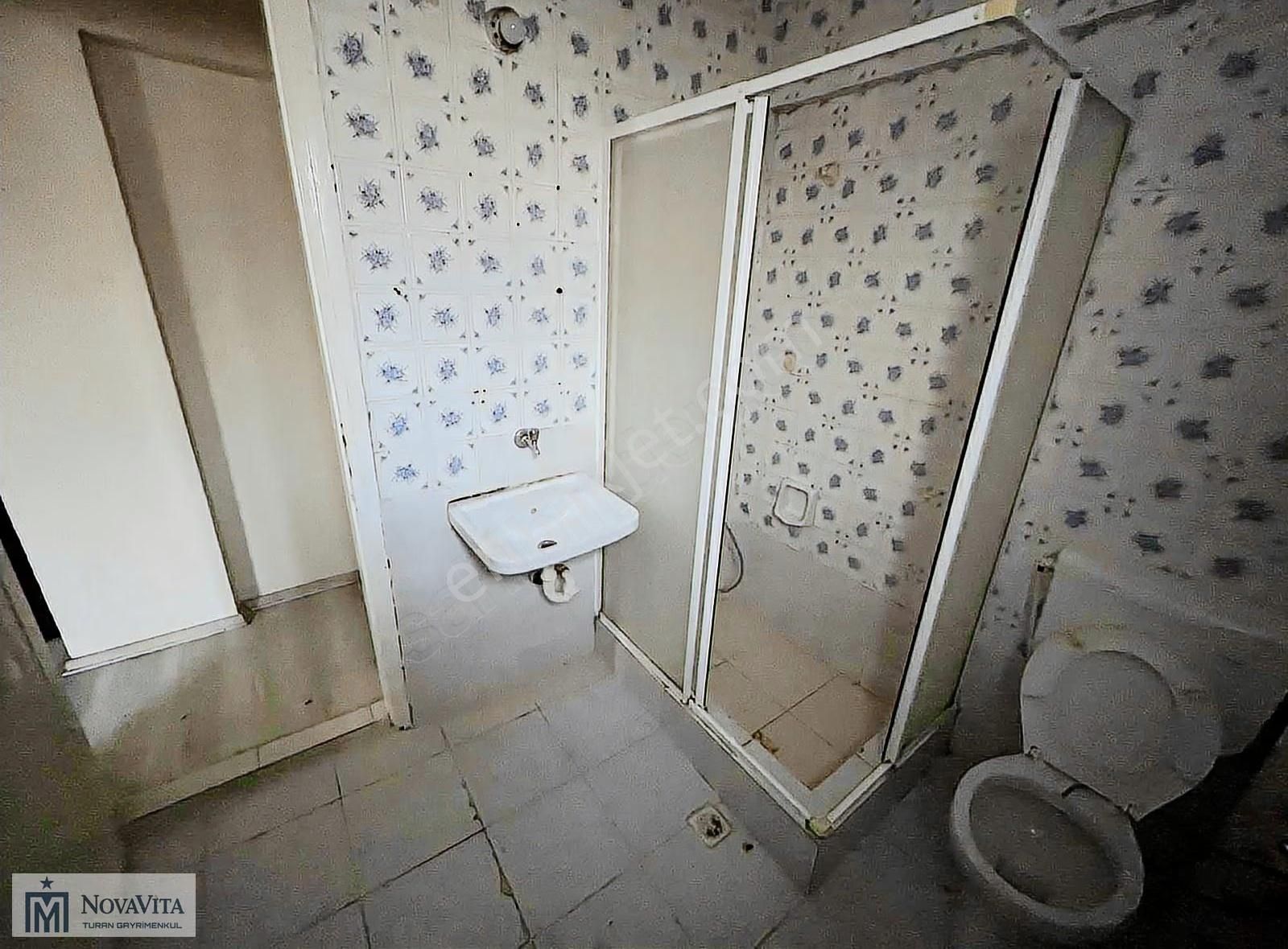 Balçova Şükrü Kanatlı Sokak Kiralık 3+1 Daire - Görsel 21