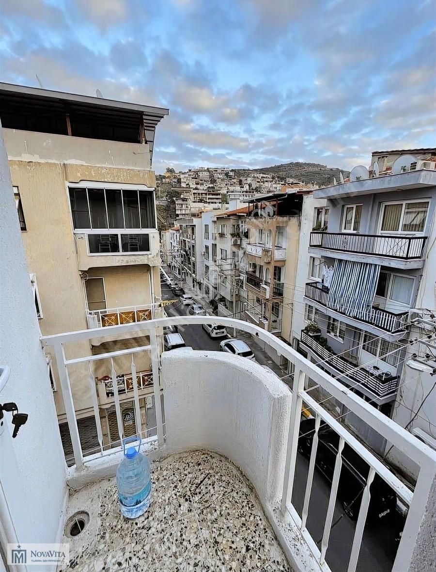 Balçova Şükrü Kanatlı Sokak Kiralık 3+1 Daire - Görsel 29