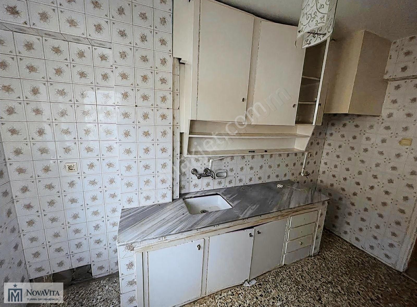 Balçova Şükrü Kanatlı Sokak Kiralık 3+1 Daire - Görsel 20