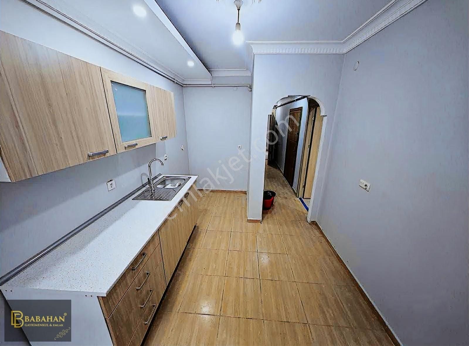 Talatpaşa Mahallesi'nde 1+1 Kiralık Daire - Görsel 9