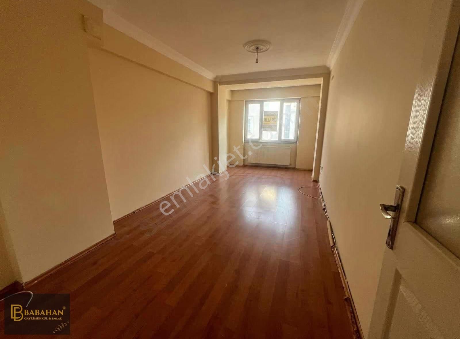 Turgut Özal Mahallesi'nde Kiralık Metrobüse Yakın 2+1 Ara Kat - Görsel 9