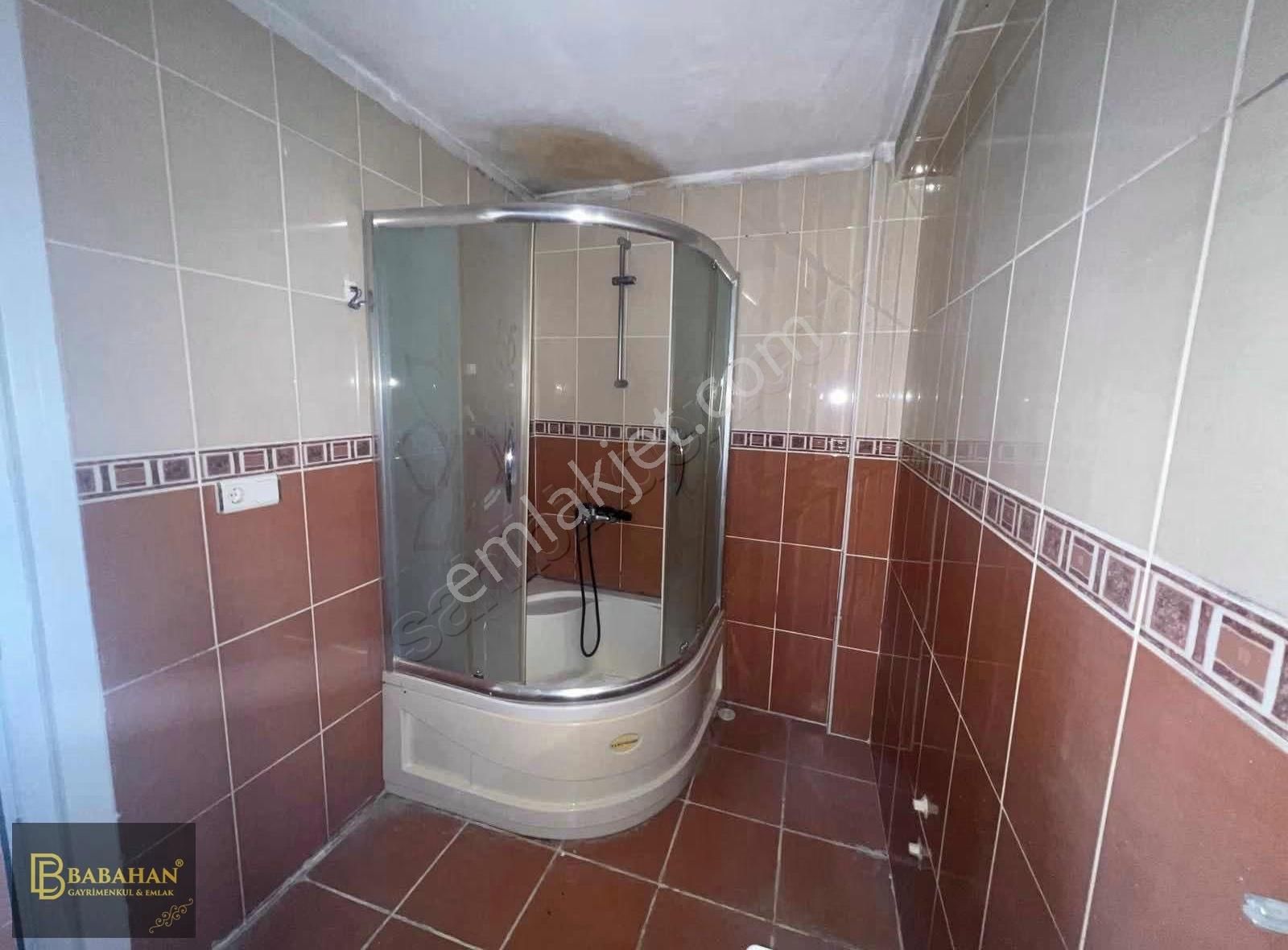 Turgut Özal Mahallesi'nde Kiralık Metrobüse Yakın 2+1 Ara Kat - Görsel 11