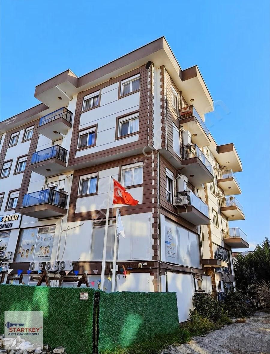Menemen Seyrekte Üniversiteye Yakın Modern 1+1 Satılık Daire - Görsel 2