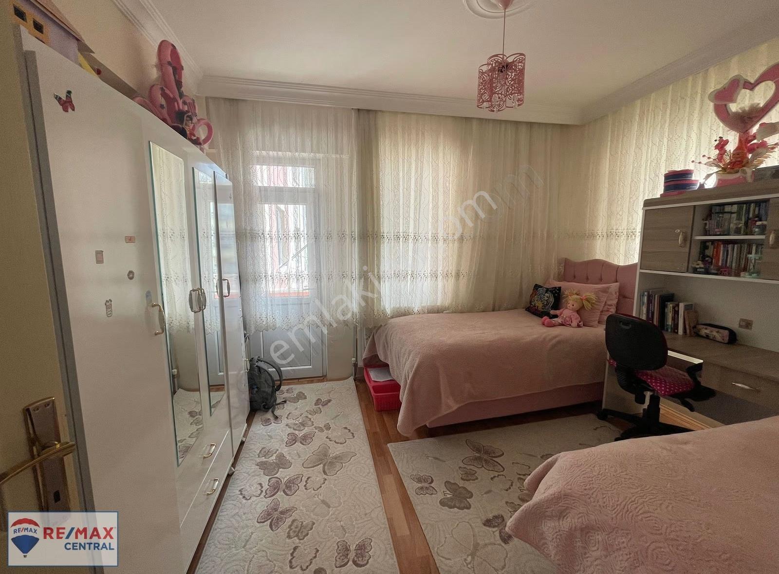 Re/max Central'dan Mehmet Akif Ersoy Mah'de 3+1-arakat-satılık - Görsel 16