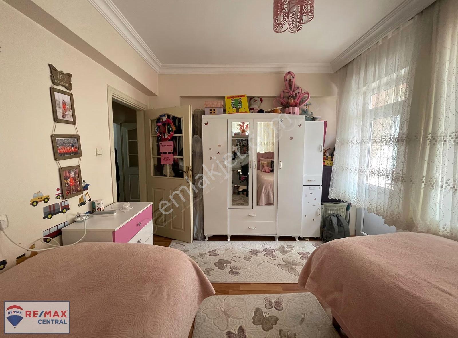 Re/max Central'dan Mehmet Akif Ersoy Mah'de 3+1-arakat-satılık - Görsel 5