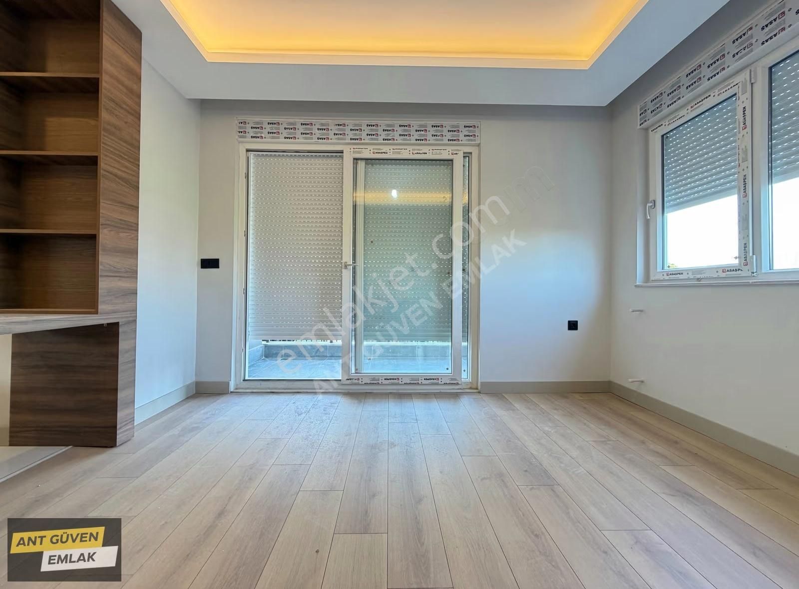 Emsallerinden Geniş Şık Tasarımıyla Yeniköy' De 1+1 Yüksek Giriş - Görsel 16