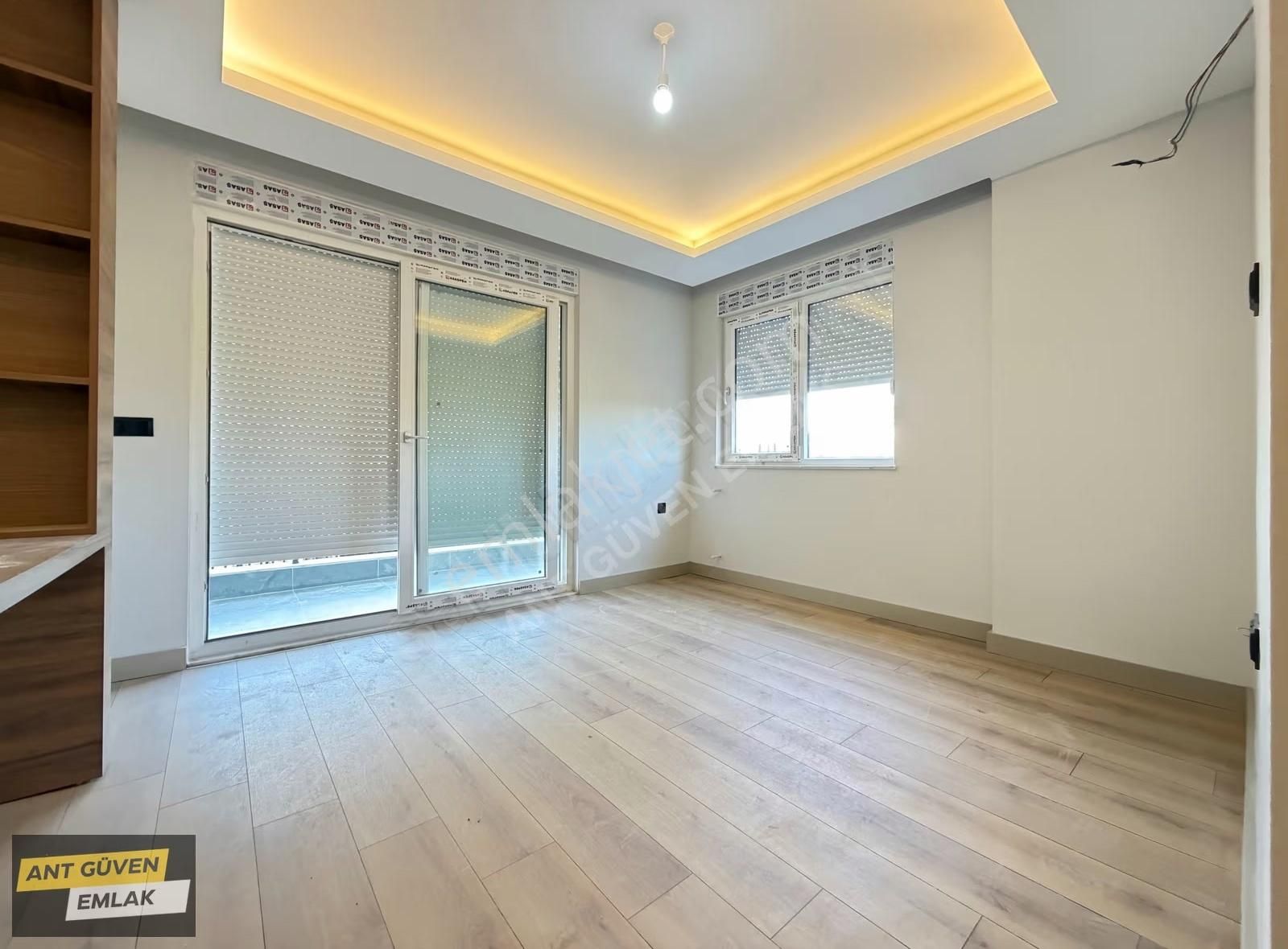 Emsallerinden Geniş Şık Tasarımıyla Yeniköy' De 1+1 Yüksek Giriş - Görsel 19