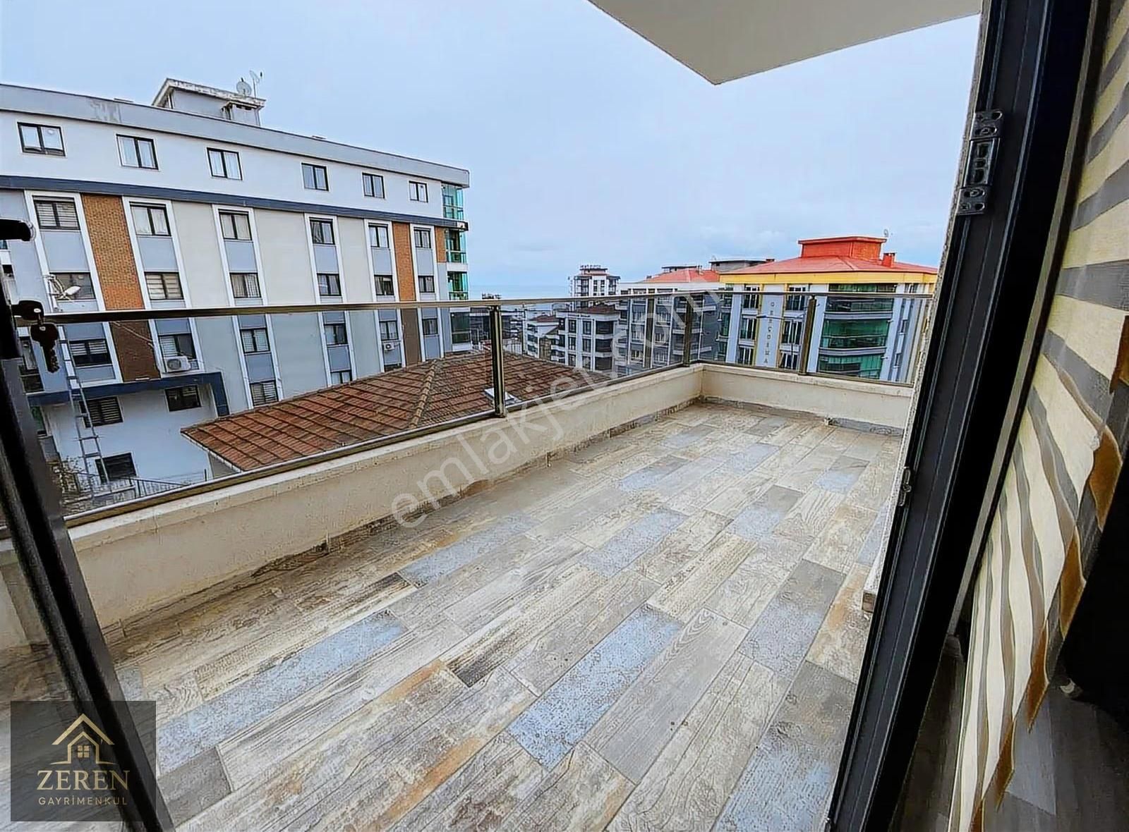 Panoramik Deniz Manzaralı Satılık Lüks 1+1 Prestijli Konum - Görsel 2