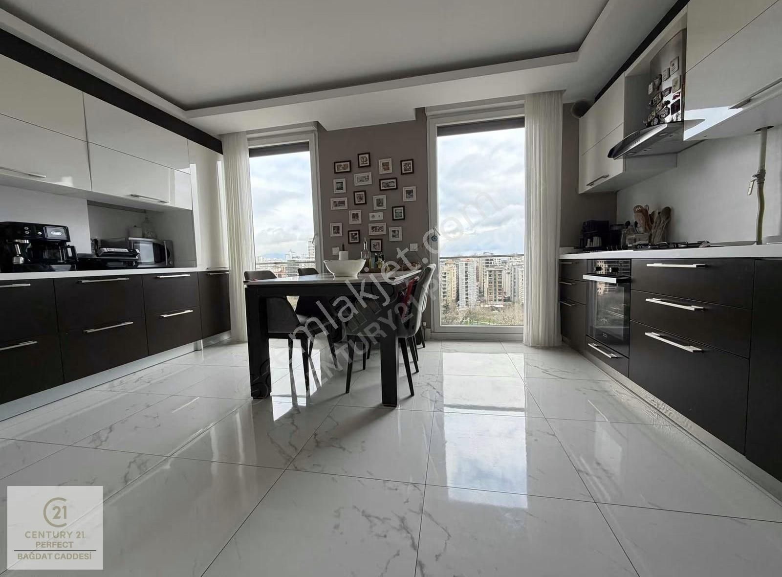 Caddebostan Sahilde Full Deniz Manzaralı 5+1 Dubleks Daire - Görsel 19