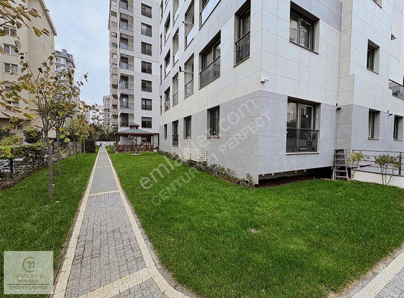 Caddebostan Bağdat Caddesine Yürüme Mesafesinde 2+1 Daire