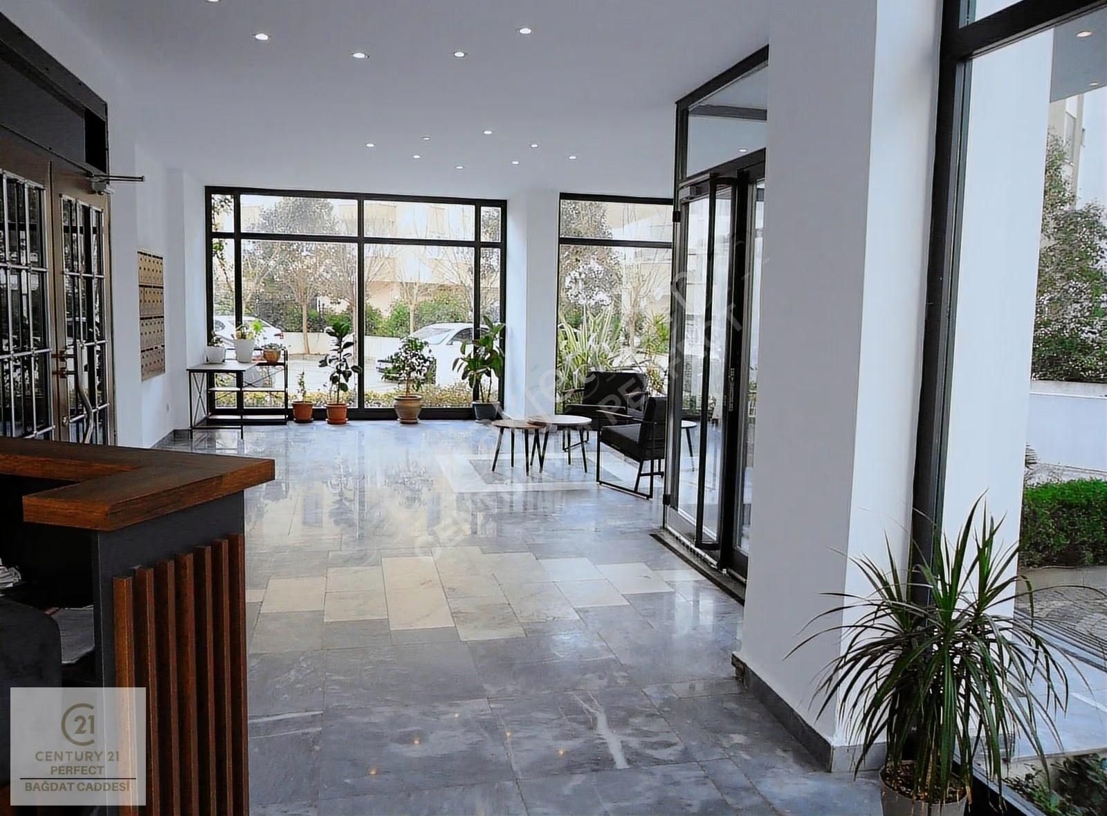 Merdivenköyde İskanlı 3+1 E.banyolu K.otoparklı 14.250.000.-tl - Görsel 29