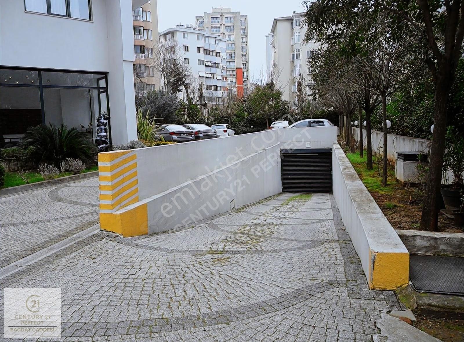 Merdivenköyde İskanlı 3+1 E.banyolu K.otoparklı 14.250.000.-tl - Görsel 2