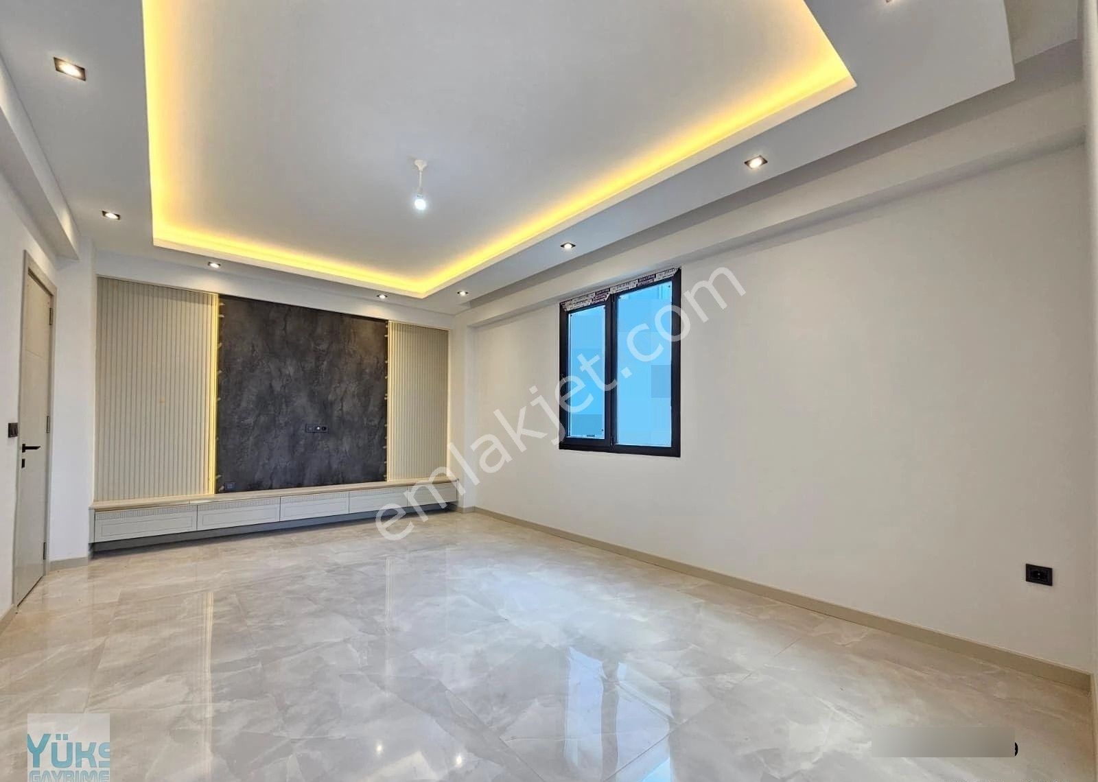 Denizli Çakmak Mahallesinde 2+1 130 M2 Ebeveyn Banyolu Lüks Satılık Daireler
