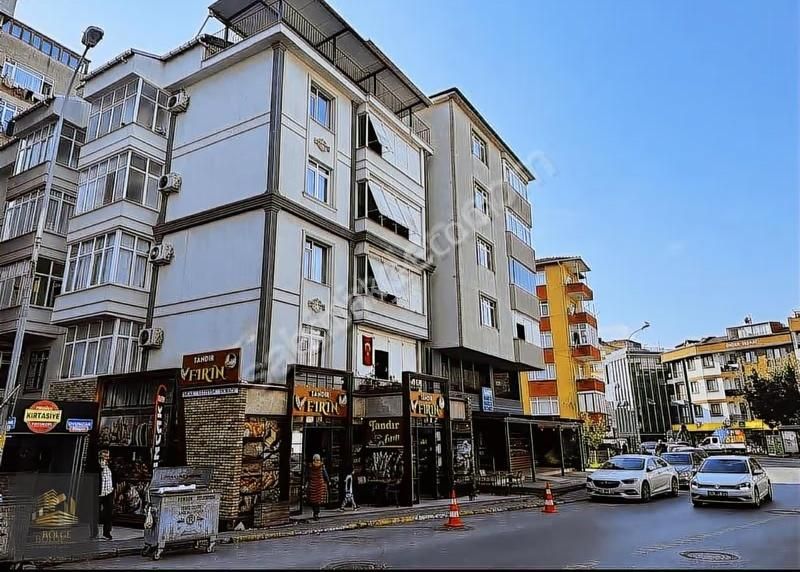 Bölge Emlak'tan Altkaynarcada Cadde Üzerinde İçi Sıfır 2+1 Daire