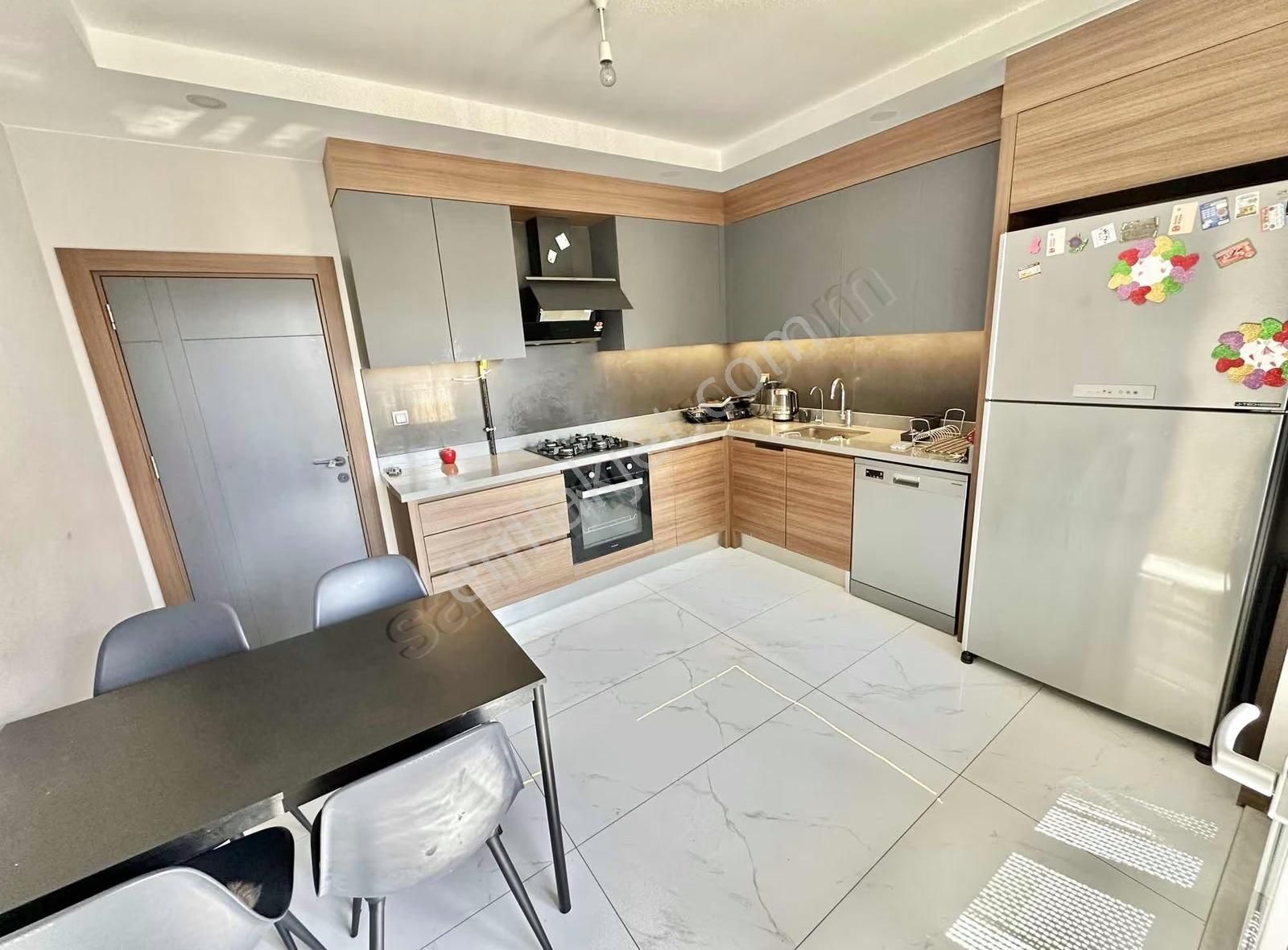 Dublex Değil Ara Katta 4+1 Genış Ultra Lüx Konut - Görsel 16