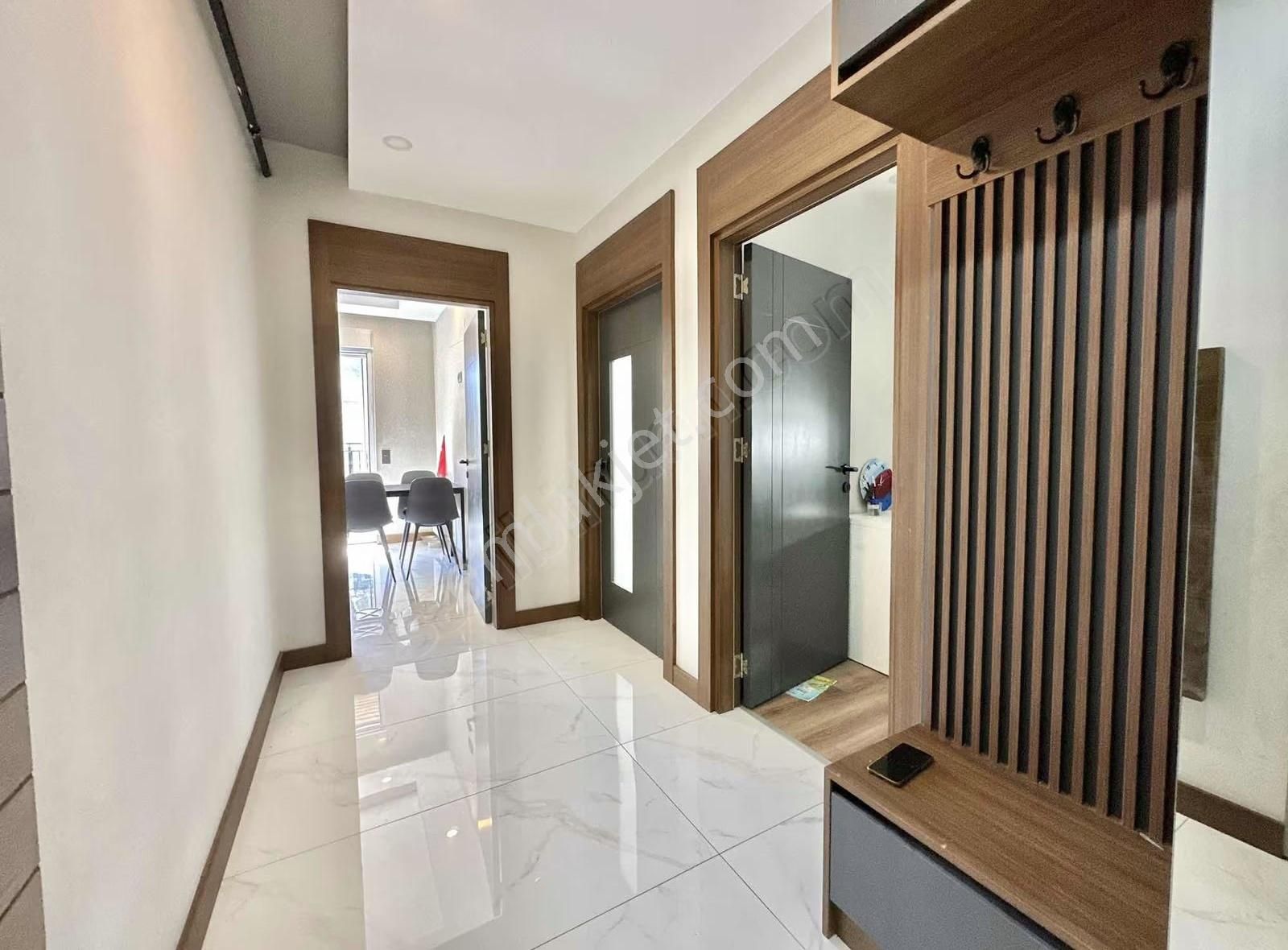 Dublex Değil Ara Katta 4+1 Genış Ultra Lüx Konut - Görsel 4