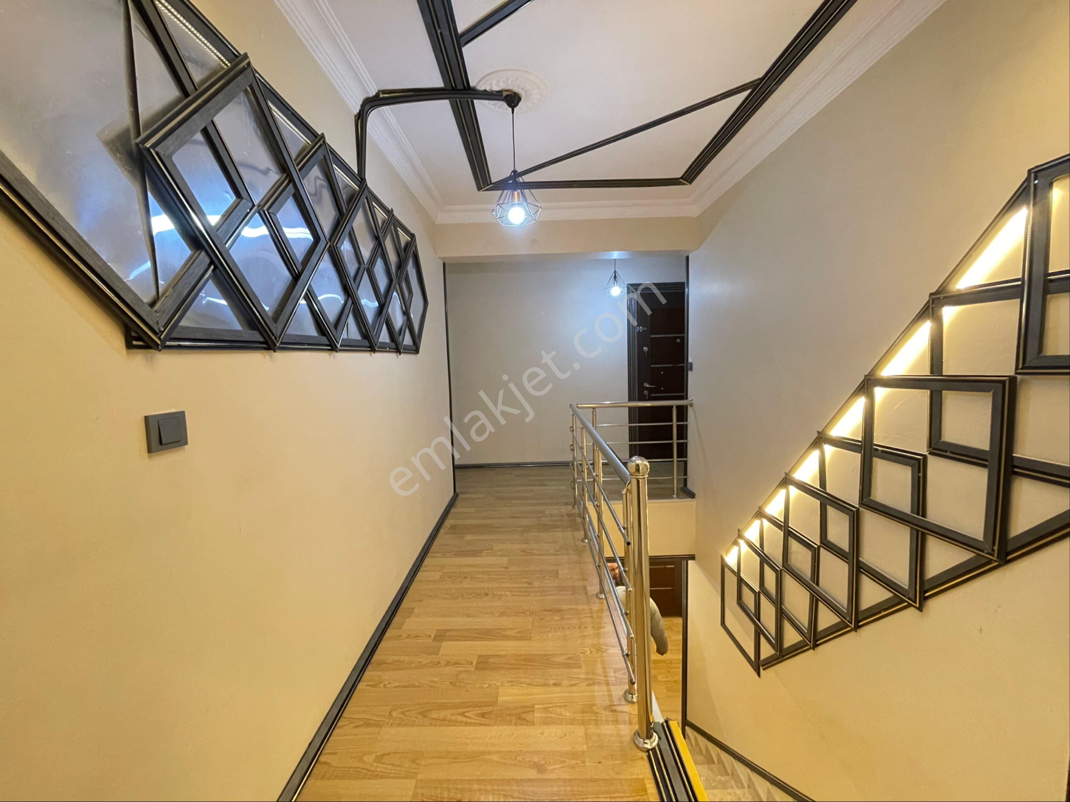 Köşkte Full Yapılı Acill Satılık 4+2 Asansörlü Çift Girişli Dublex - Görsel 15