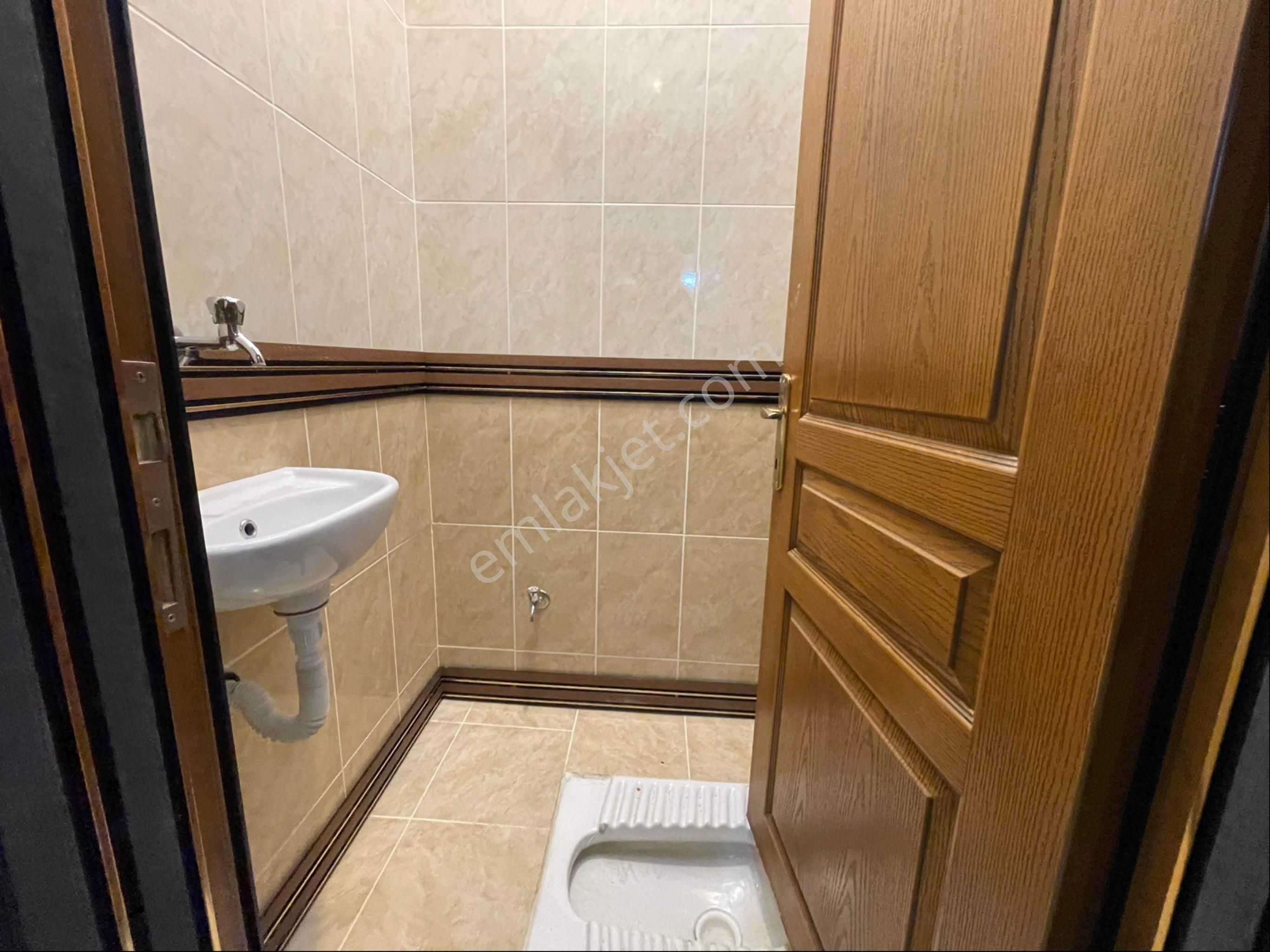 Köşkte Full Yapılı Acill Satılık 4+2 Asansörlü Çift Girişli Dublex - Görsel 18