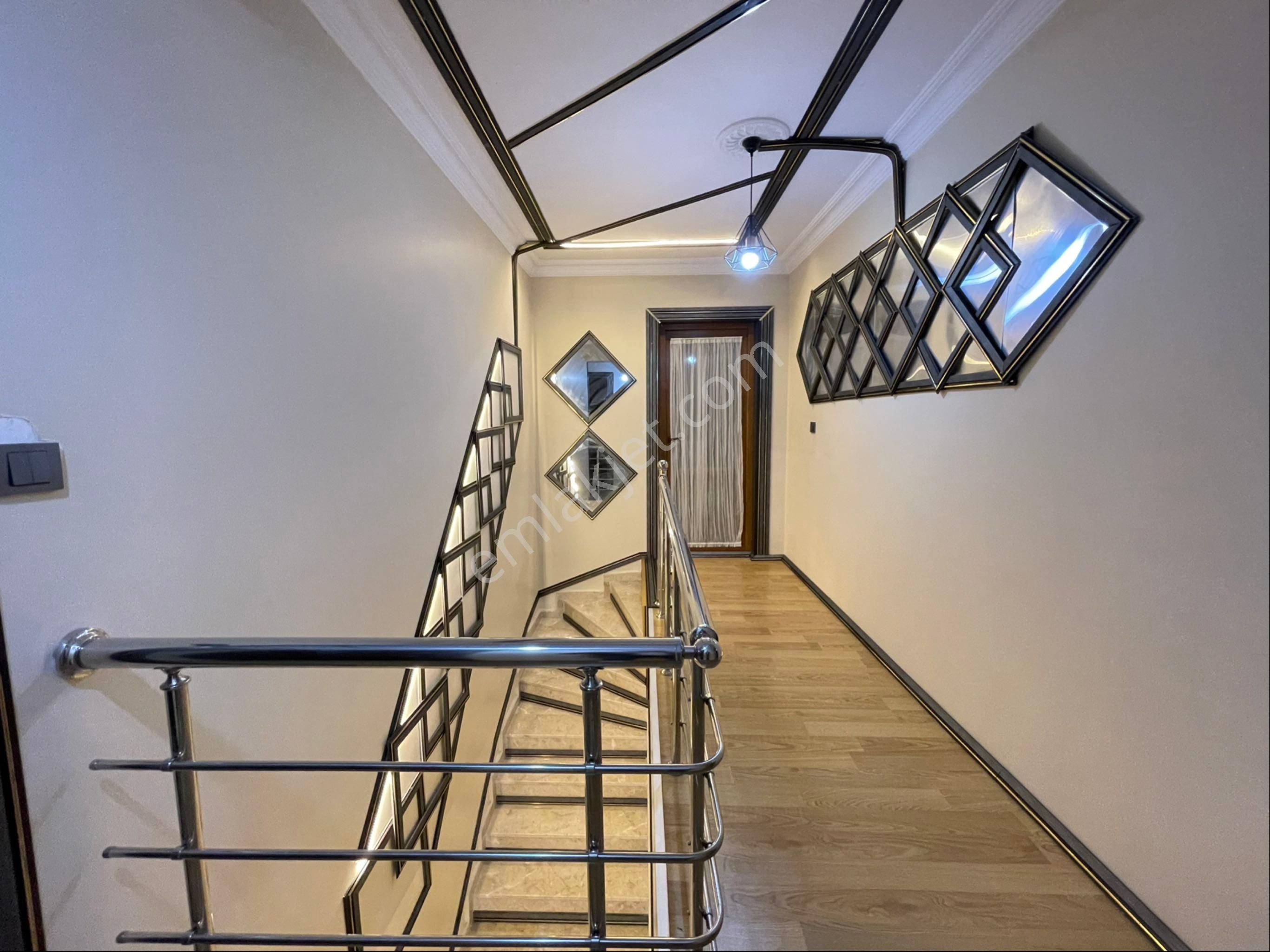 Köşkte Full Yapılı Acill Satılık 4+2 Asansörlü Çift Girişli Dublex - Görsel 17