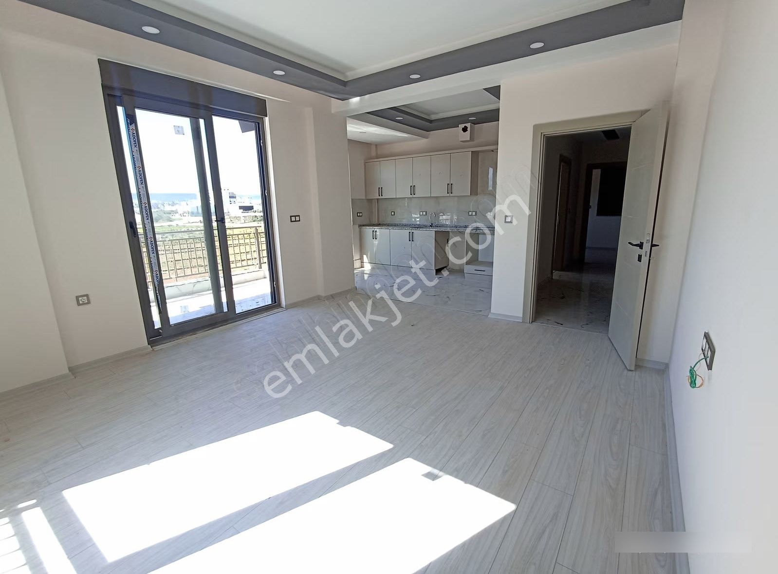 Lüks 2+1 Sıfır Arakat Daireler