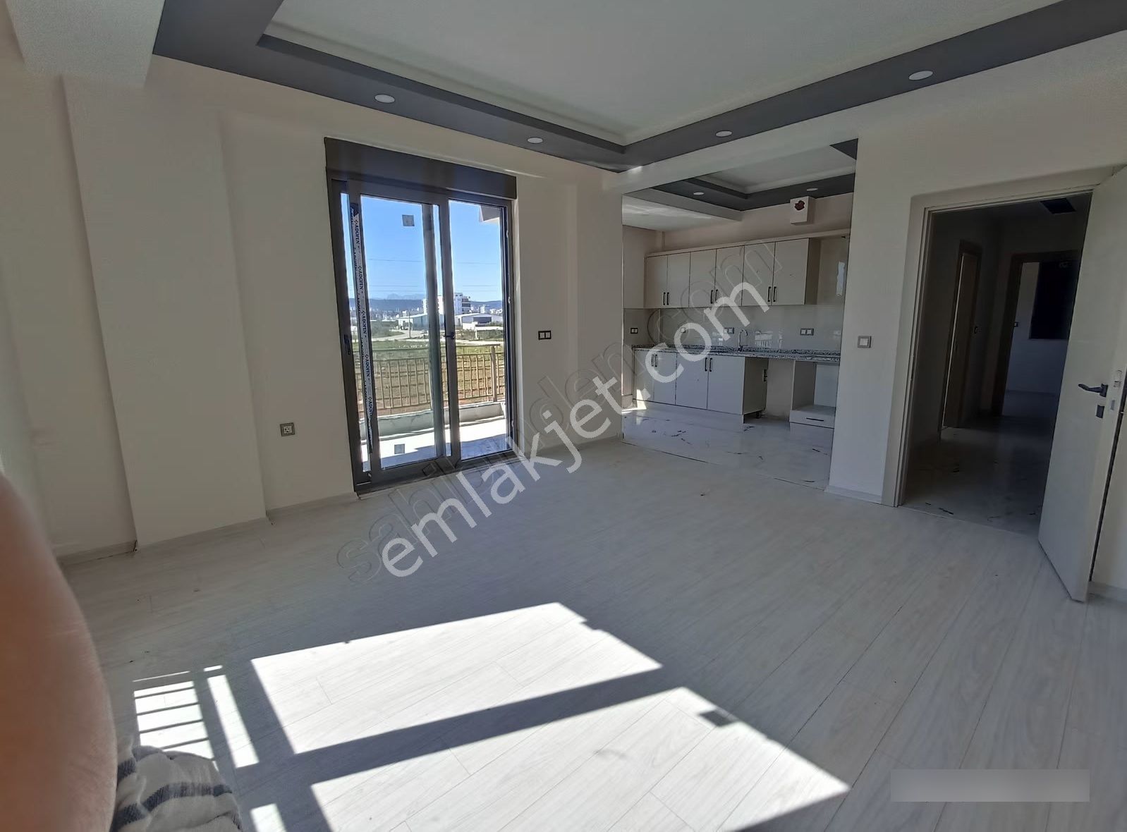 Lüks 2+1 Sıfır Arakat Daireler - Görsel 15