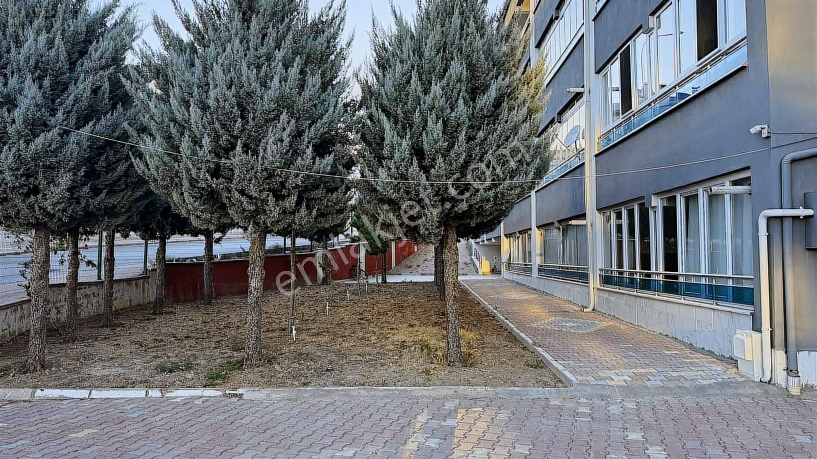 Kosova Mah 1+1 Eşyalı Kiralık Daire Servis Güzergahı Üzerinde - Görsel 8