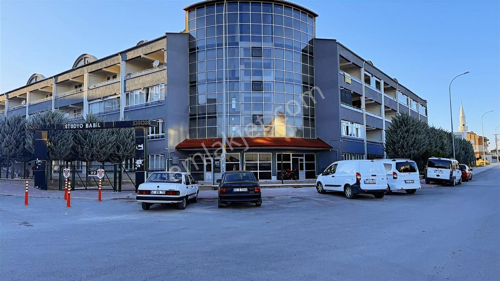 Kosova Mah 1+1 Eşyalı Kiralık Daire Servis Güzergahı Üzerinde - Görsel 23
