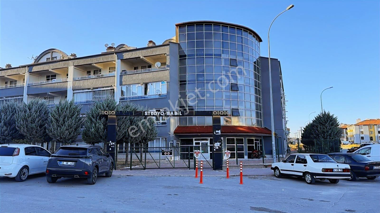 Kosova Mah 1+1 Eşyalı Kiralık Daire Servis Güzergahı Üzerinde - Görsel 5