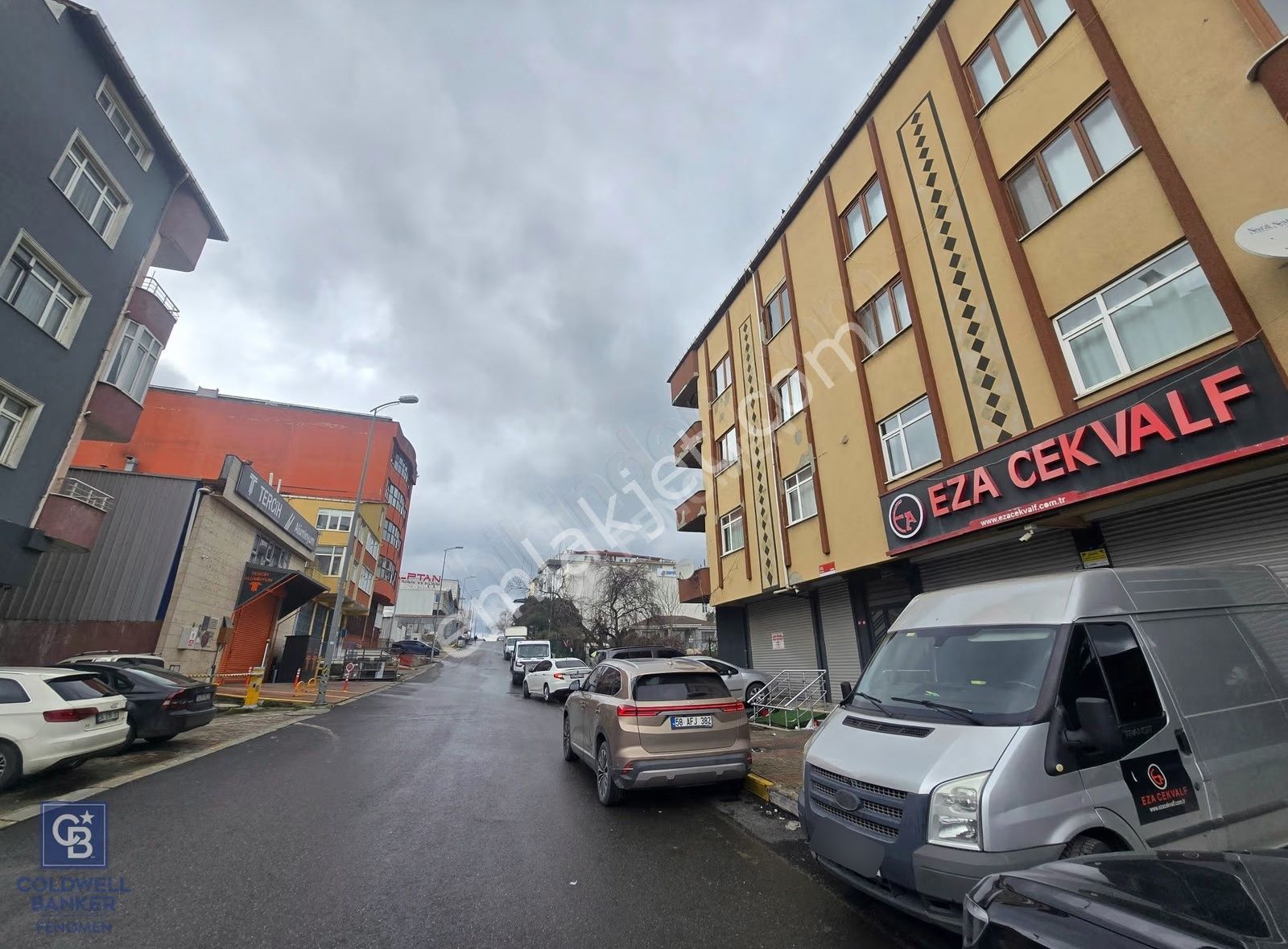 Ferhatpaşa -komple Sıfırlanmış -balkon -aile Apt. Ankastreli 3+1 - Görsel 31