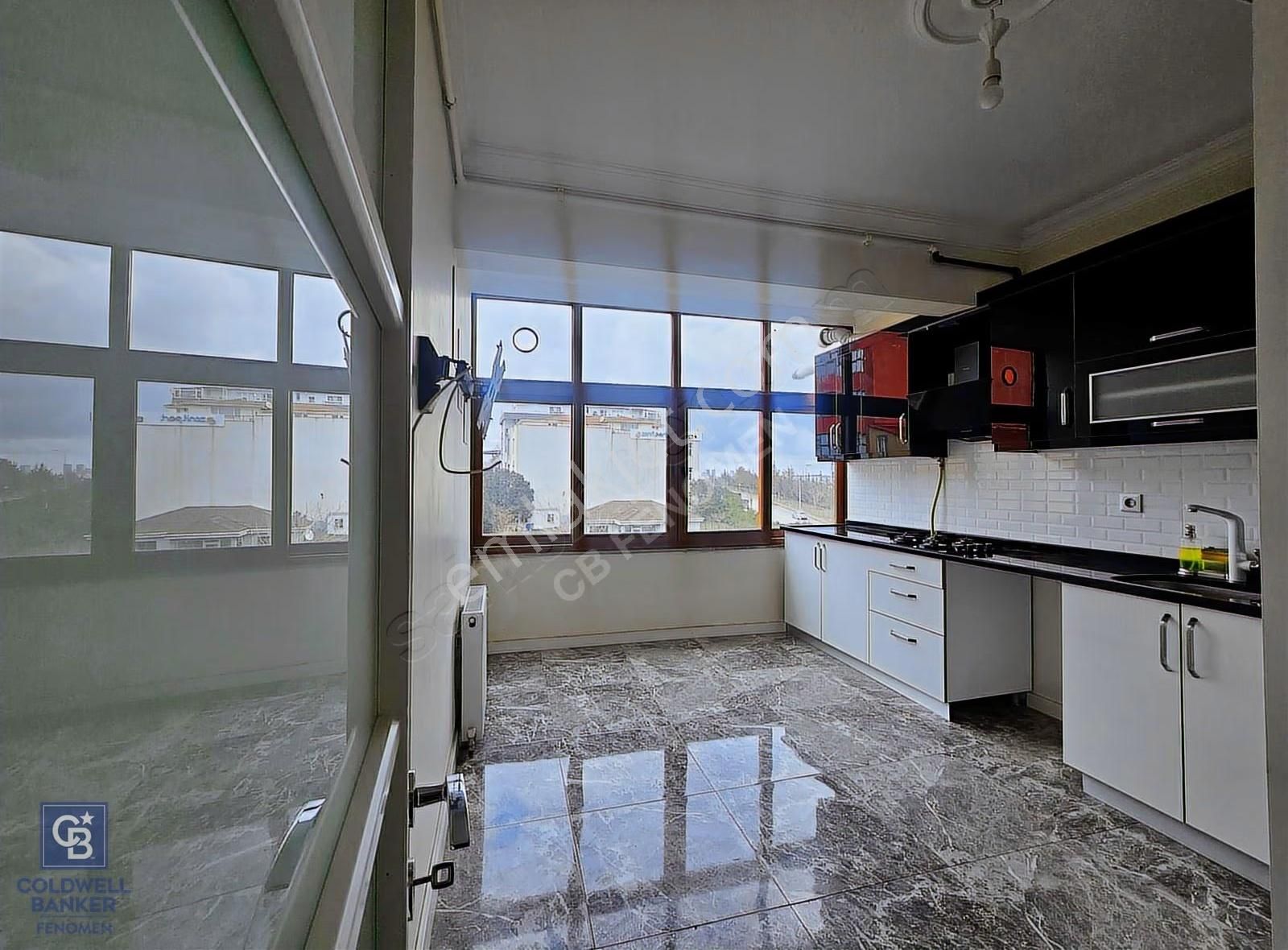 Ferhatpaşa -komple Sıfırlanmış -balkon -aile Apt. Ankastreli 3+1 - Görsel 23