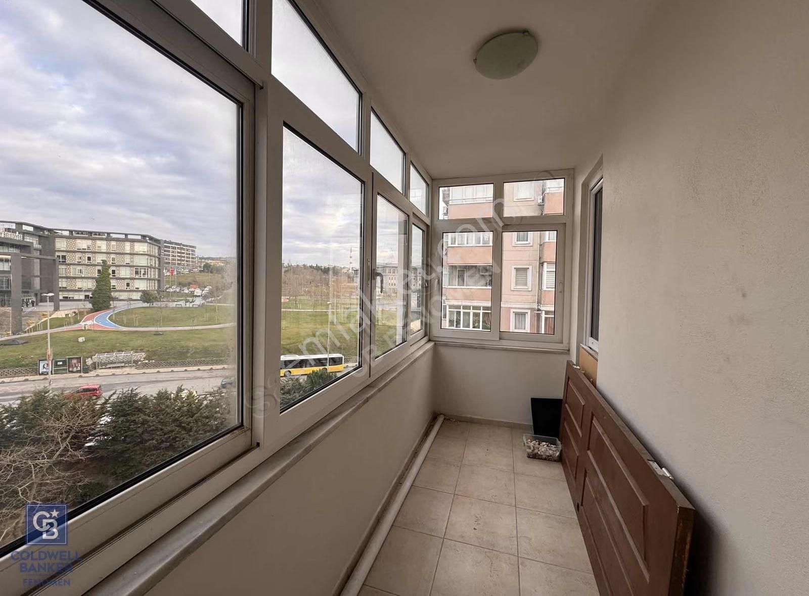Çekmeköy Merkez Mah. Armoni Sitesi'nde Kiralık 4+1 Daire 196 M2 - Görsel 12