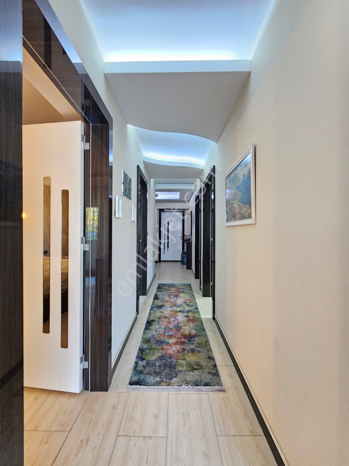 Denizli Şemikler De Cinkaya Mevki 3+1 180 M2 Ebeveyn Banyolu Satılık Lüks Geniş Daire - Görsel 12