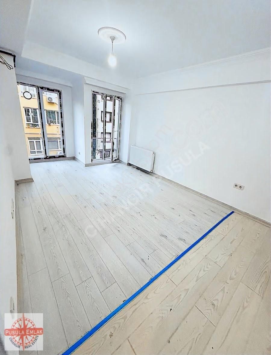 Cihangir Yeni Binada Kiralık 1+1 Daire 50m²