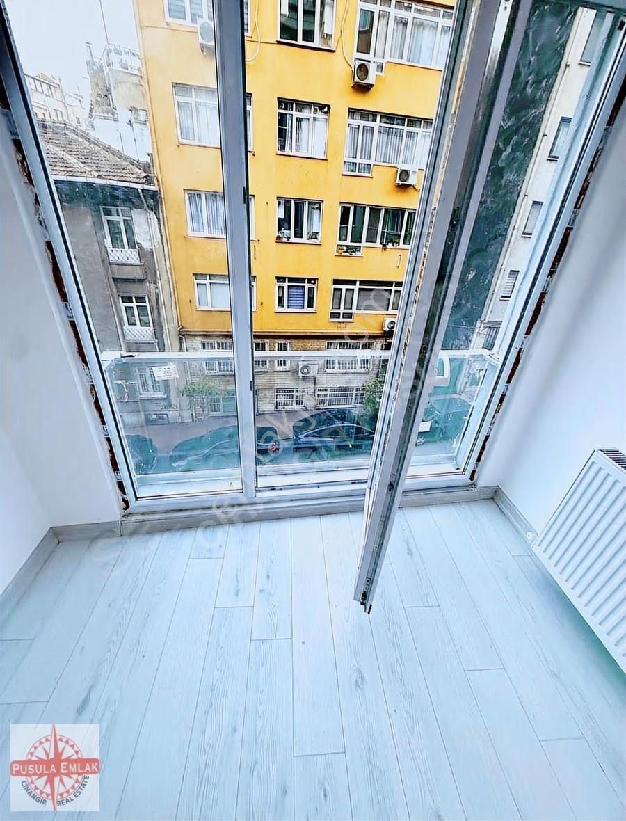 Cihangir Yeni Binada Kiralık 1+1 Daire 50m² - Görsel 2