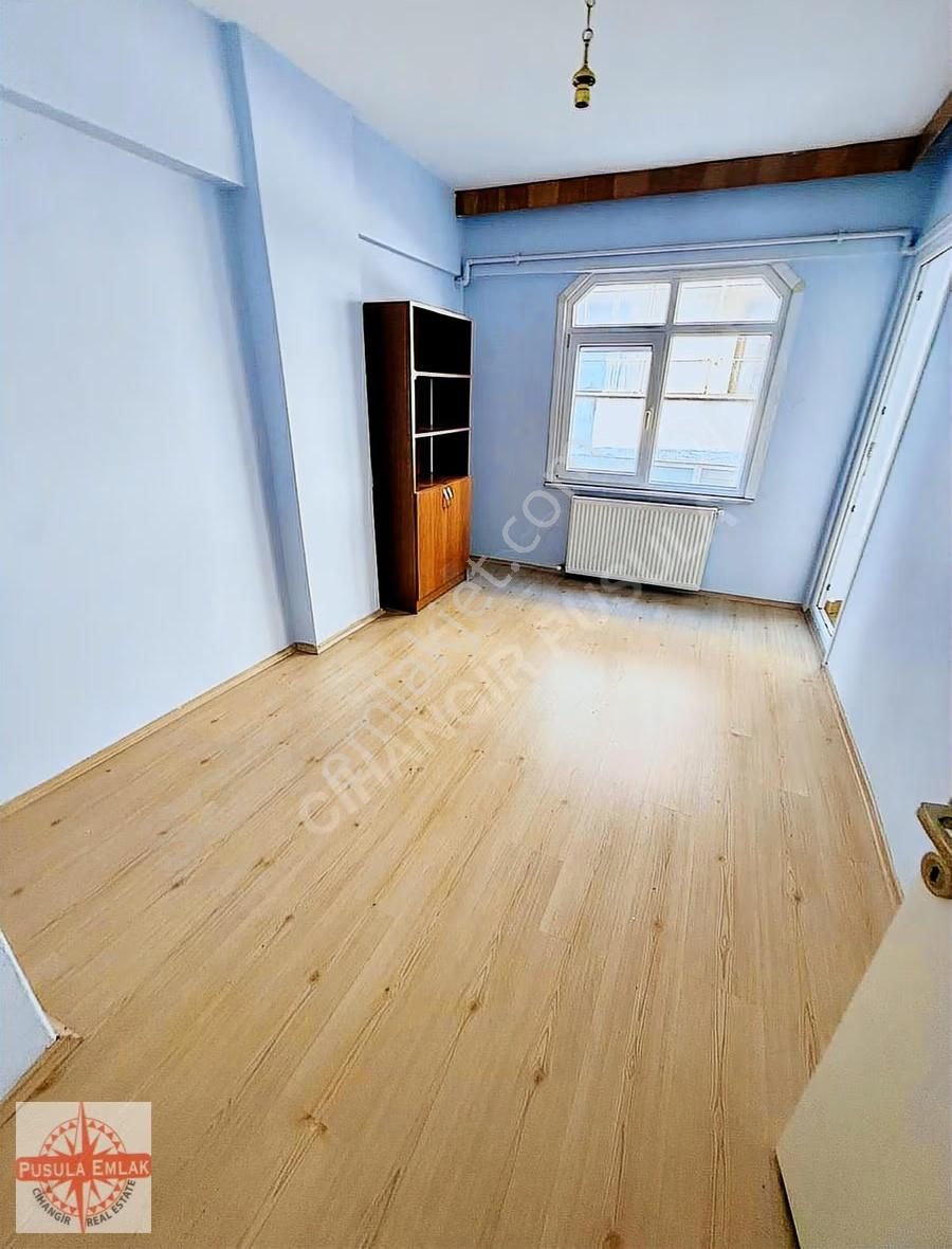 Gaziosmanpaşa Merkezde, 3. Kat 3+1 Kiralık Daire - Görsel 31