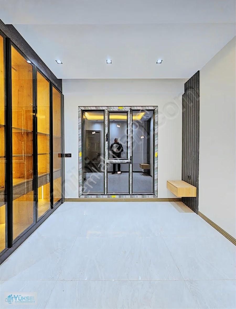 Yükselden Albayrak Meydanına Yakın Giyinme Odalı Lüks Daireler - Görsel 12