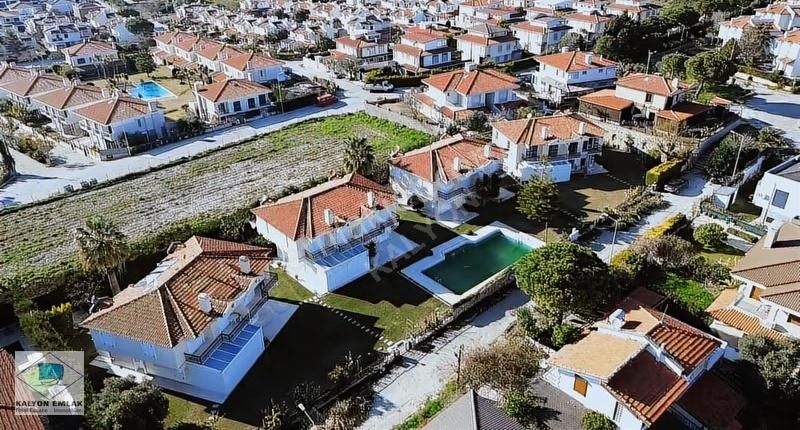 Kalyon'dan Çeşme Yalı Da Denize Yakın Havuzlu Site İçi Villa - Görsel 13