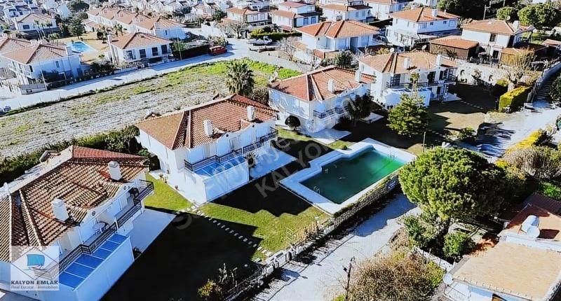 Kalyon'dan Çeşme Yalı Da Denize Yakın Havuzlu Site İçi Villa - Görsel 34