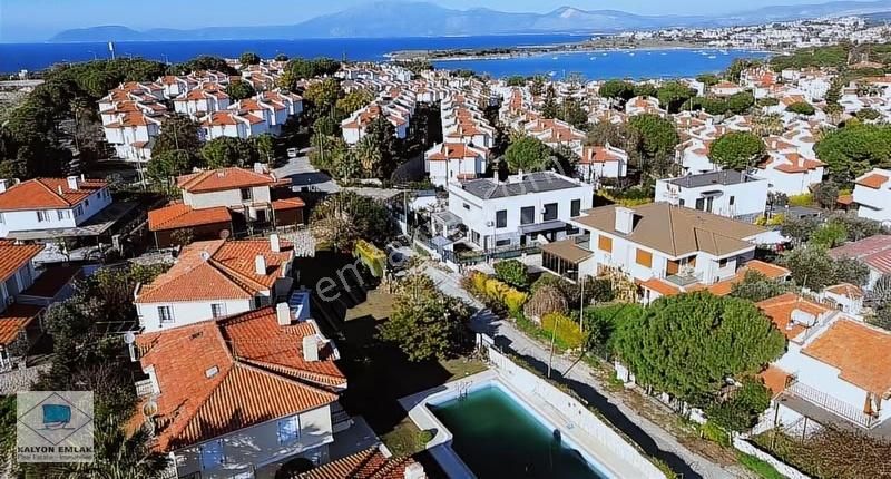Kalyon'dan Çeşme Yalı Da Denize Yakın Havuzlu Site İçi Villa - Görsel 2