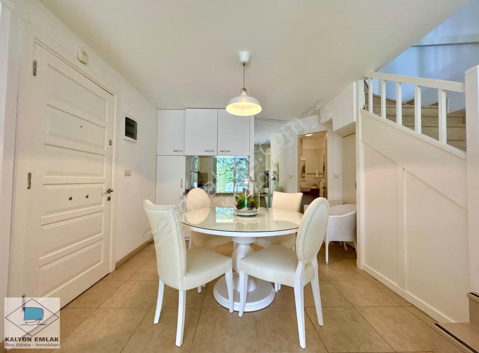 Kalyon'dan Satılık Alaçatı Göbene'de İkiz Müstakil Villa - Görsel 31