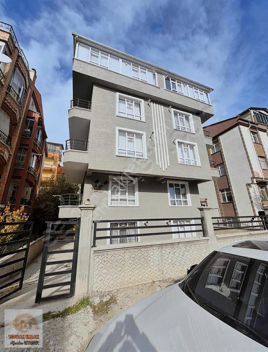 Şehitlik Mahallesinde Satılık Tek Tapu Çift Daire ( 2 Adet 1+1 ) - Görsel 19