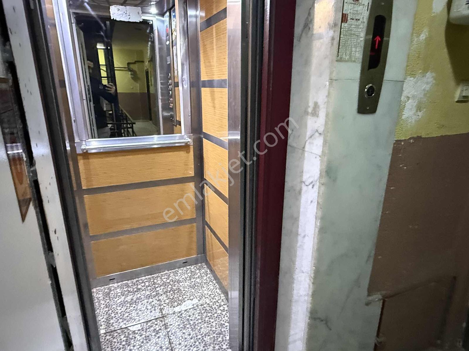 Net Emlaktan 3+1 Ara Kat Güney Cephe Üniversite Karşısında - Görsel 24