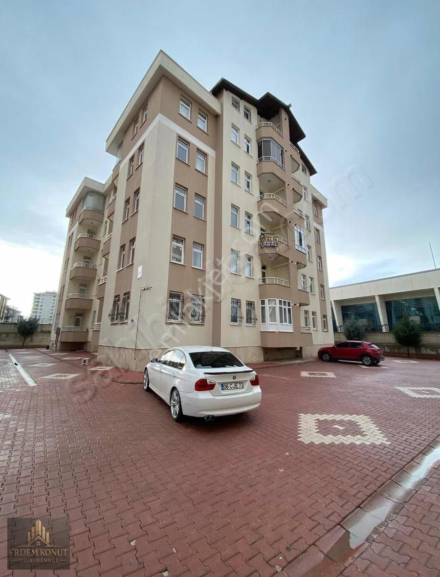 Karatay Akabe Mah. Adliyeye Yürüme Mesafesinde 2+1 Kiralık Daire