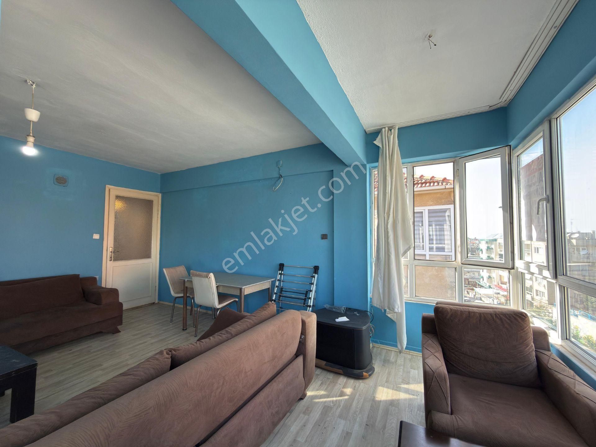 Aclass Emlaktan Kuşadasının Tam Merkezınde Kısmi Manzaralı Yatırımlık Full Eşyalı Fırsat Daire - Görsel 9