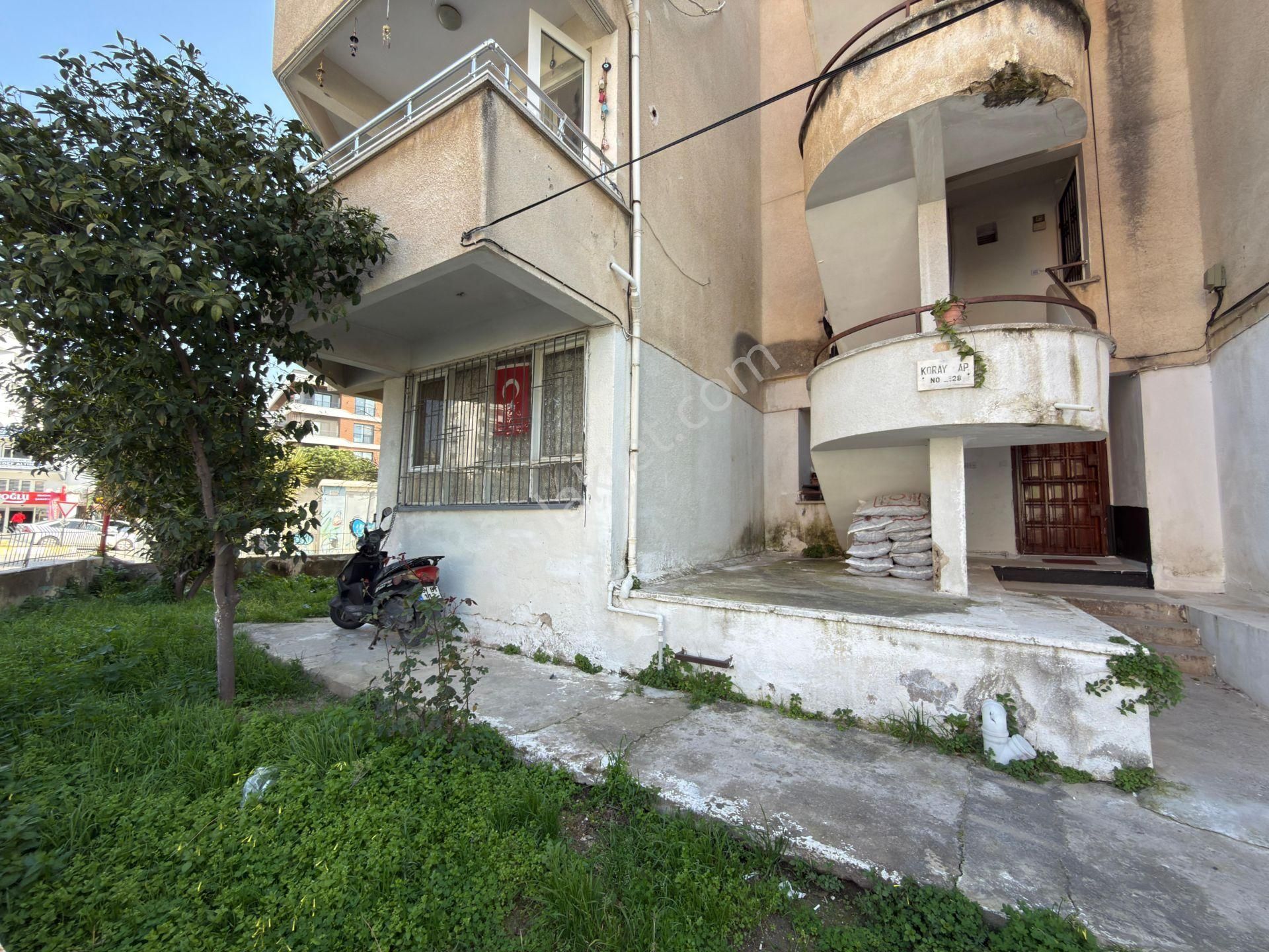 Aclass Emlaktan Kuşadasının Tam Merkezınde Kısmi Manzaralı Yatırımlık Full Eşyalı Fırsat Daire - Görsel 5