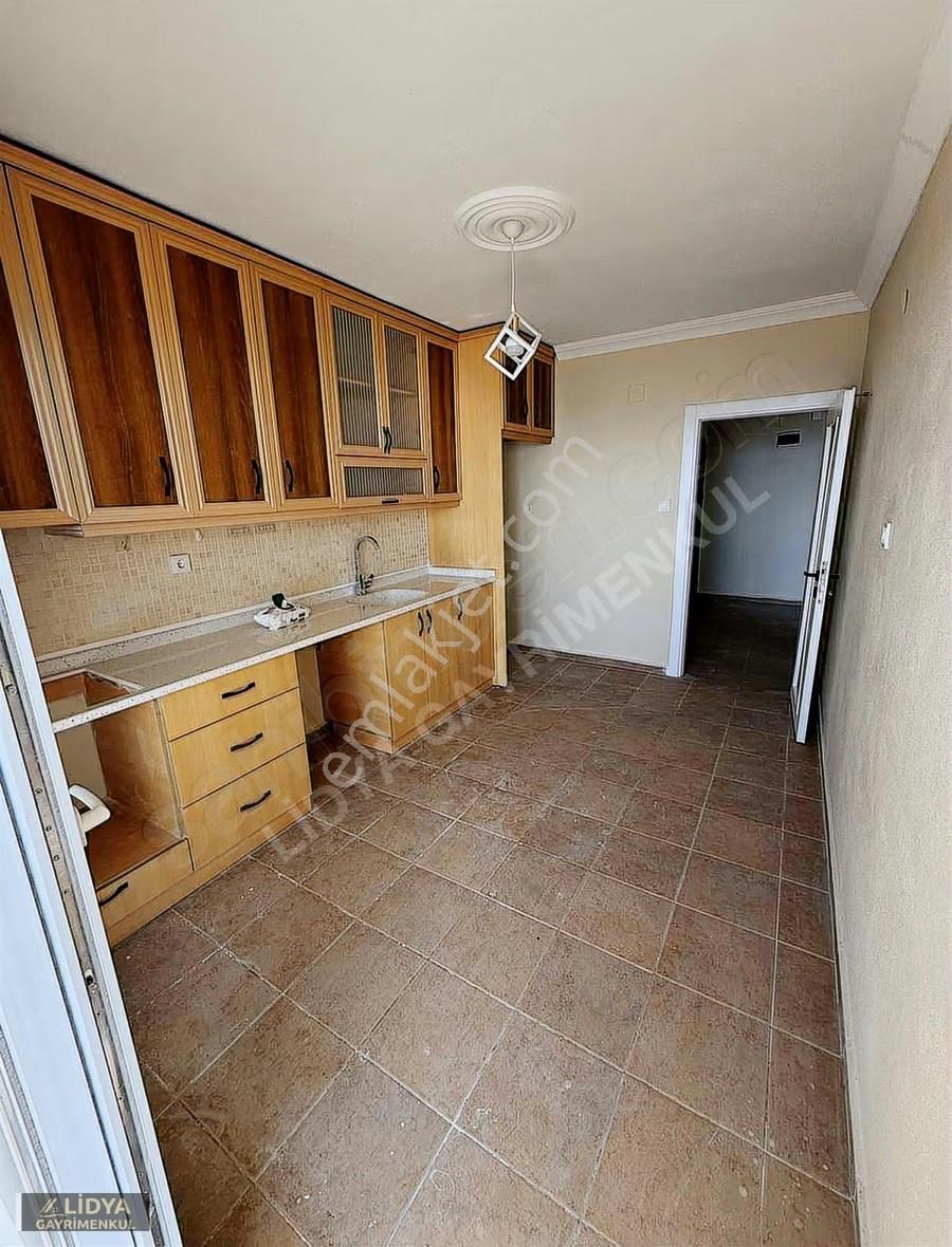 Erdemli Merkezde Full Deniz Manzaralı Satılık 3 + 1 Daire